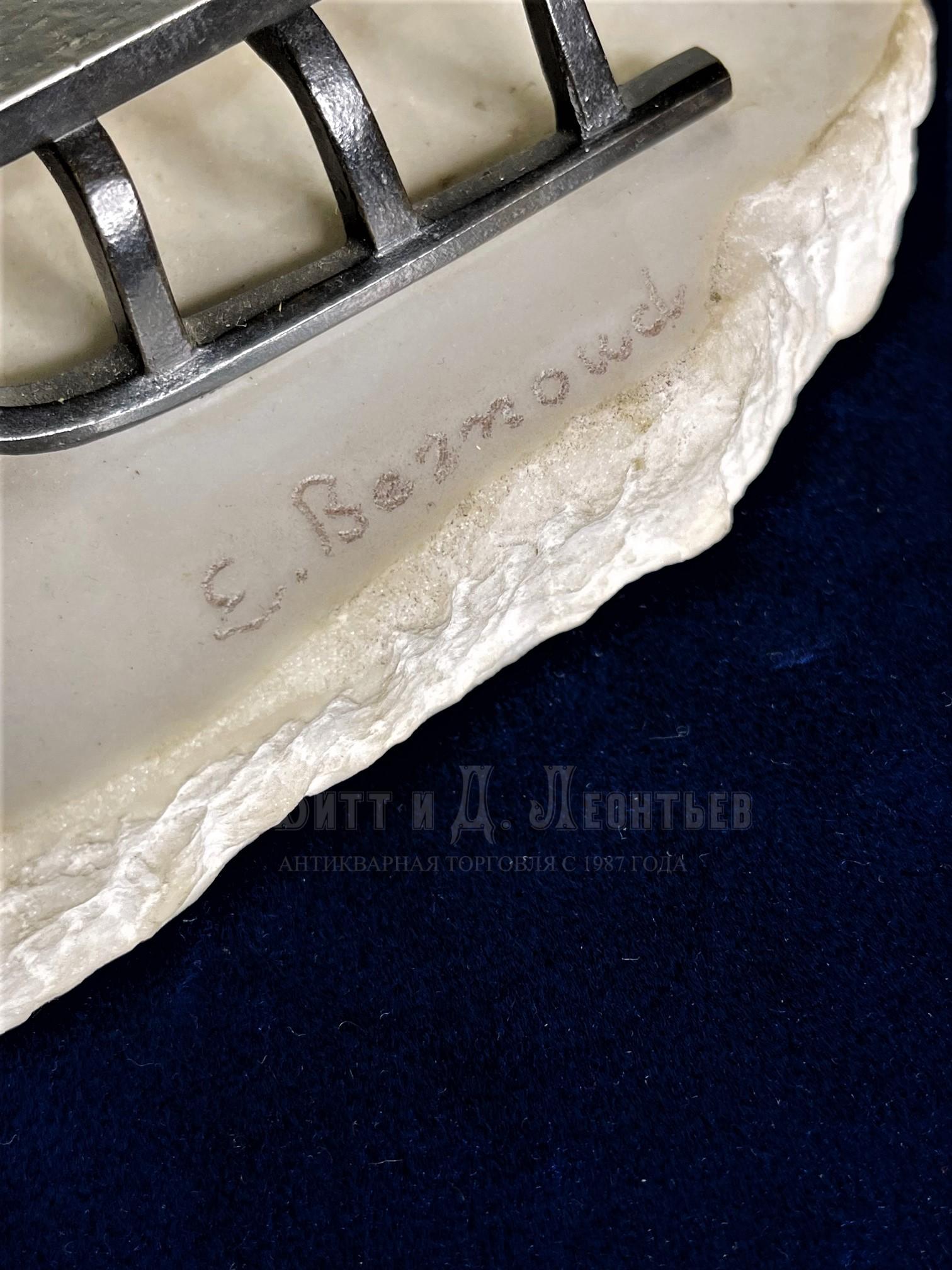 Мальчик с санками скульптор Eugene Bernoud бронза с костью хризоэлефантинная